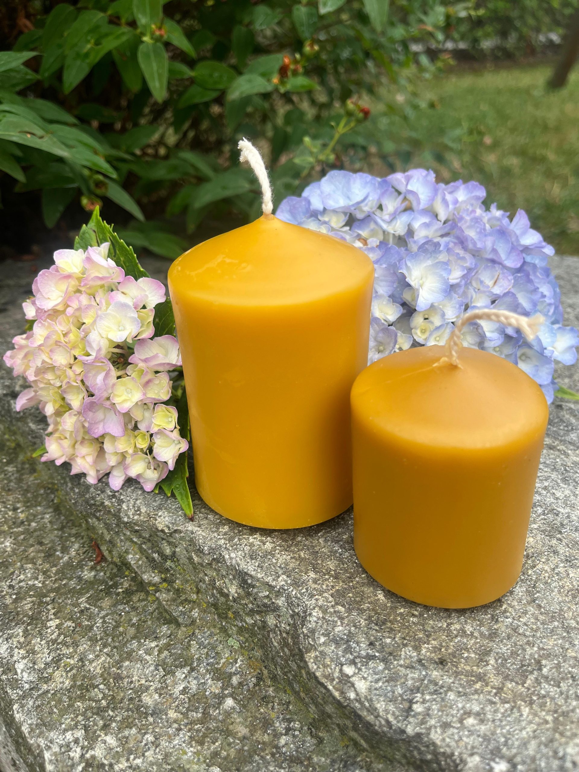 Gruppo Candele Ceri Lisci in cera d&rsquo;api &ndash; 2 pezzi (Art.317 = Art.348 + Art.318)